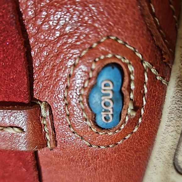 2/$20- Cloud Leather Red Brick Ankle Boots - Sz 9 - Picture 3 of 6